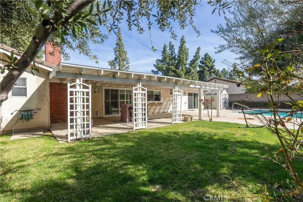 628 Charleston, Claremont, California 91711 home-pic-46