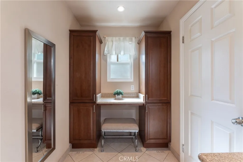628 Charleston, Claremont, California 91711 home-pic-40
