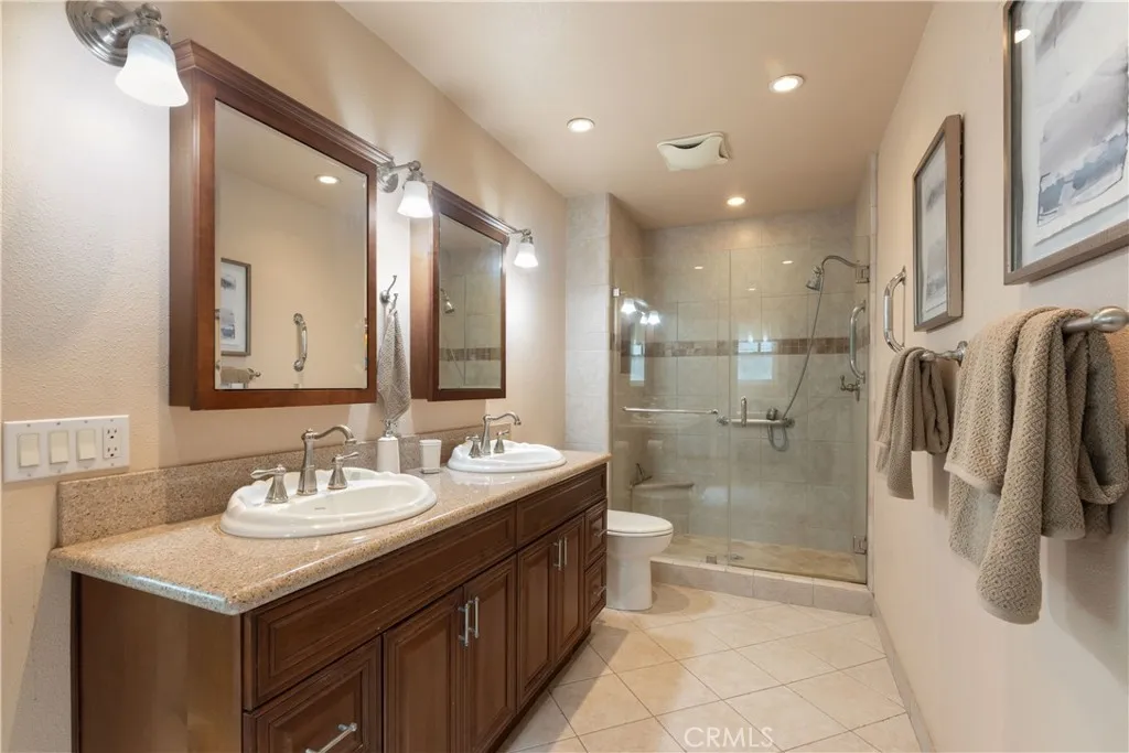 628 Charleston, Claremont, California 91711 home-pic-38