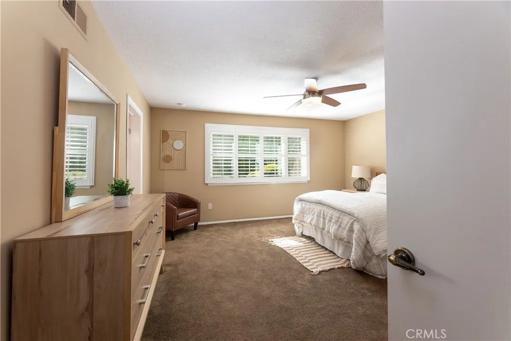 628 Charleston, Claremont, California 91711 home-pic-35