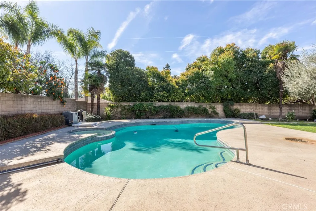 628 Charleston, Claremont, California 91711 home-pic-42