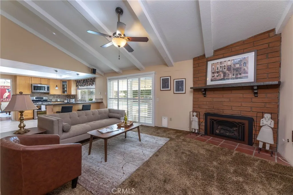 628 Charleston, Claremont, California 91711 home-pic-19