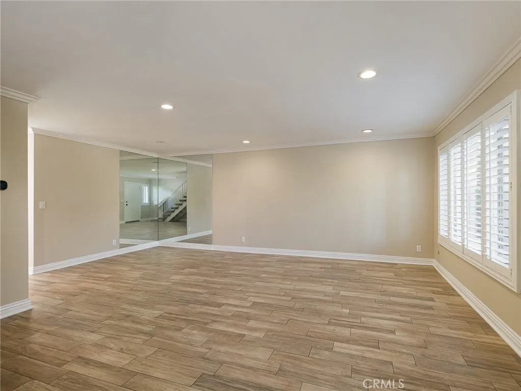 1625 Stonewood Court, San Pedro, California 90732 home-pic-4