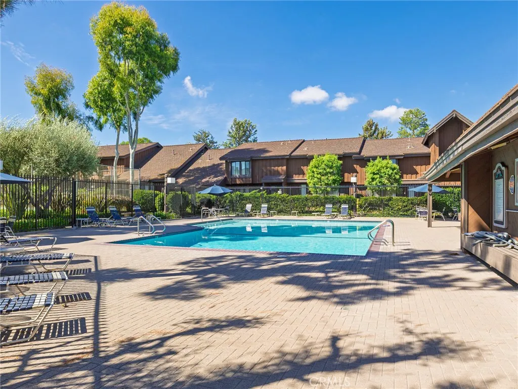 1625 Stonewood Court, San Pedro, California 90732 home-pic-33