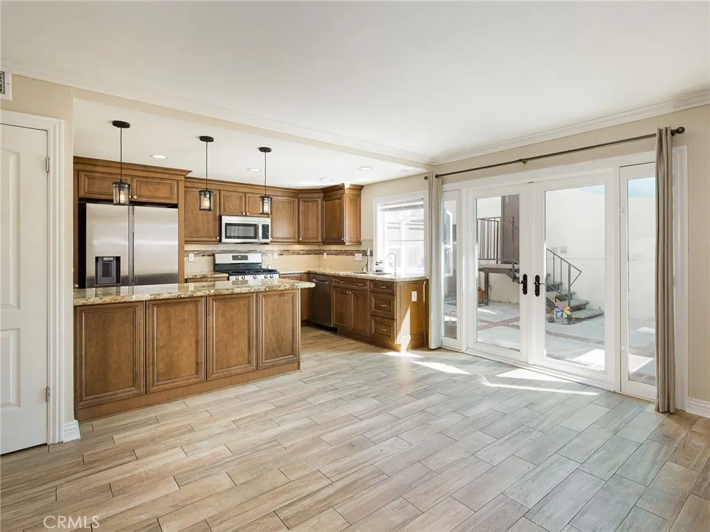 1625 Stonewood Court, San Pedro, California 90732 home-pic-8