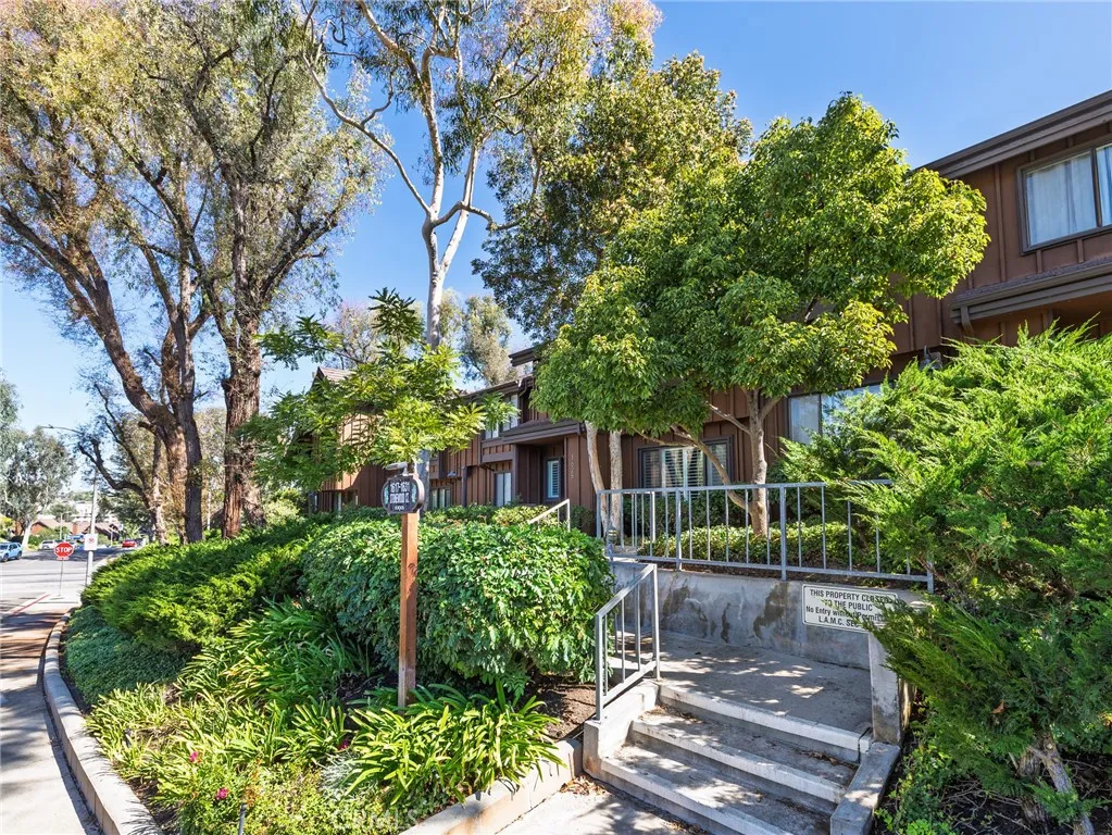 1625 Stonewood Court, San Pedro, California 90732 home-pic-32