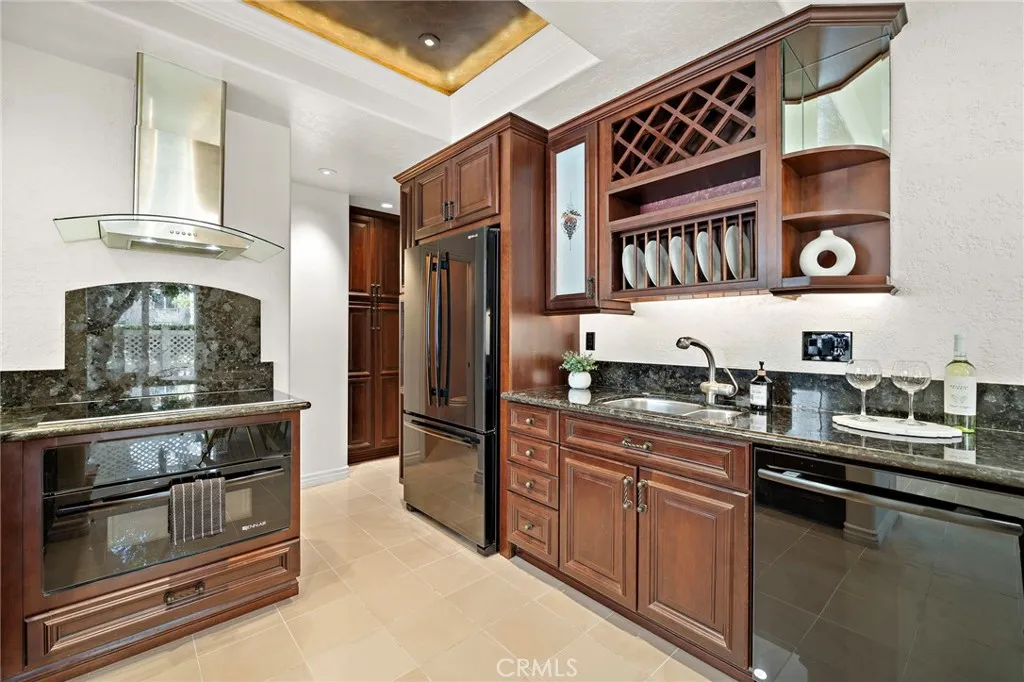 16 Islay 54, Rancho Santa Margarita, California 92688 home-pic-1