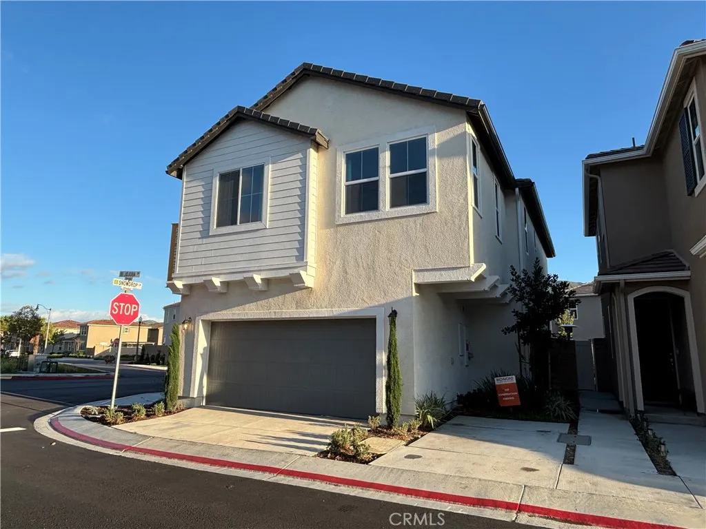 420 Snowdrop Lane, Santa Paula, California 93060 home-pic-1