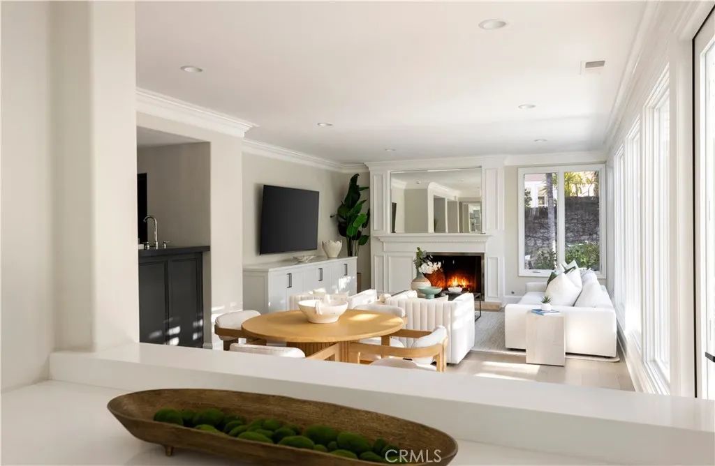 9 Huntington Court, Newport Beach, California 92660 home-pic-6