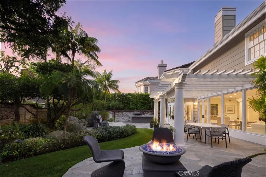 9 Huntington Court, Newport Beach, California 92660 home-pic-31