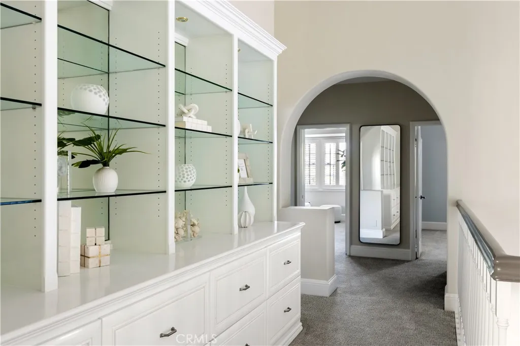 9 Huntington Court, Newport Beach, California 92660 home-pic-23