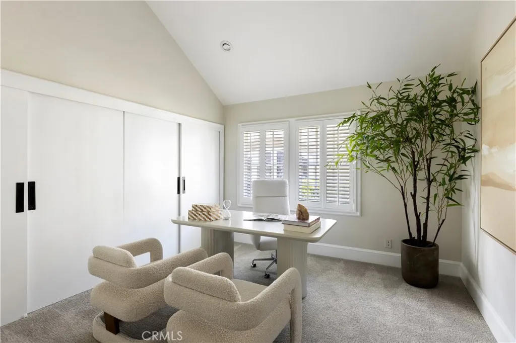 9 Huntington Court, Newport Beach, California 92660 home-pic-22