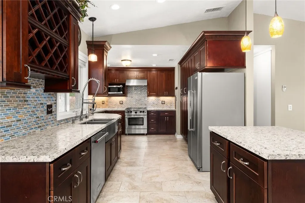 936 Judson, Redlands, California 92374 home-pic-8