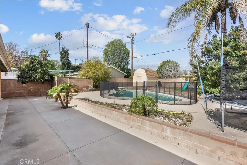 17161 Ludlow, Granada Hills, California 91344 home-pic-27