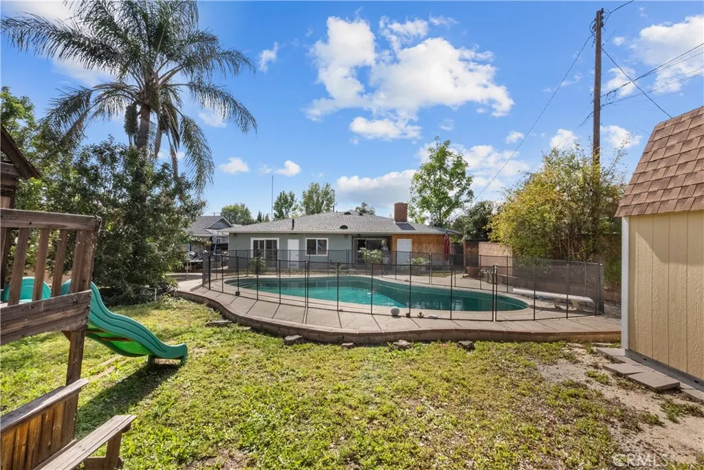 17161 Ludlow, Granada Hills, California 91344 home-pic-26