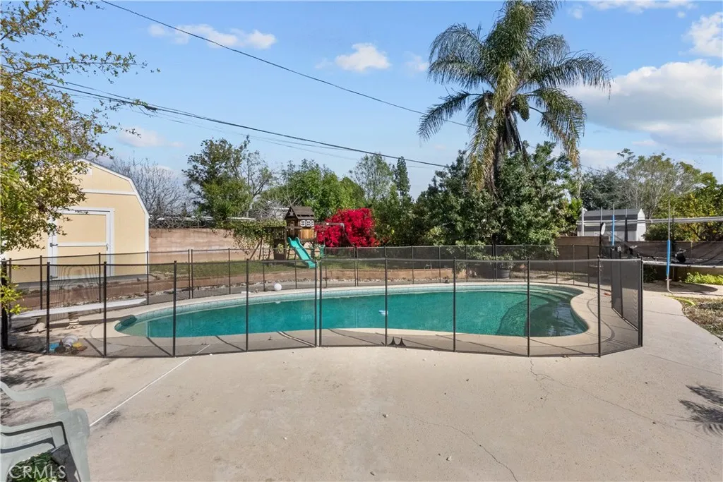17161 Ludlow, Granada Hills, California 91344 home-pic-28