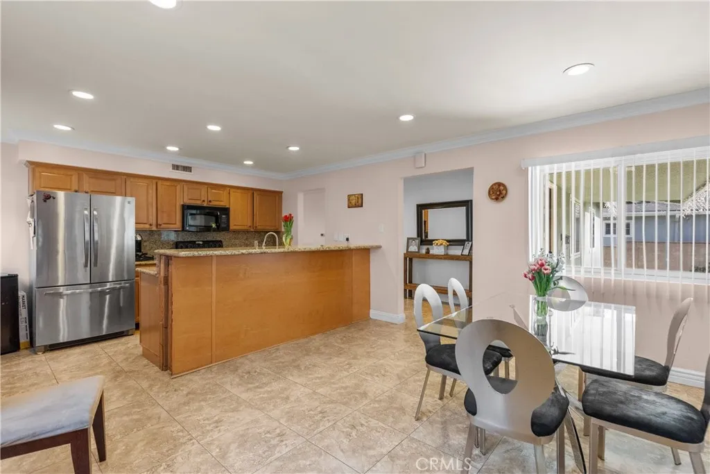 17161 Ludlow, Granada Hills, California 91344 home-pic-8