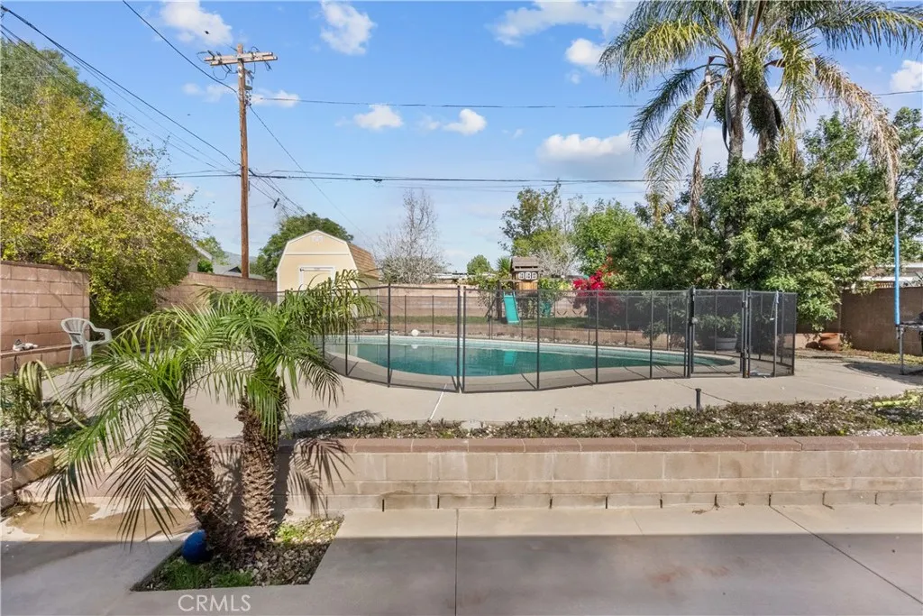 17161 Ludlow, Granada Hills, California 91344 home-pic-25