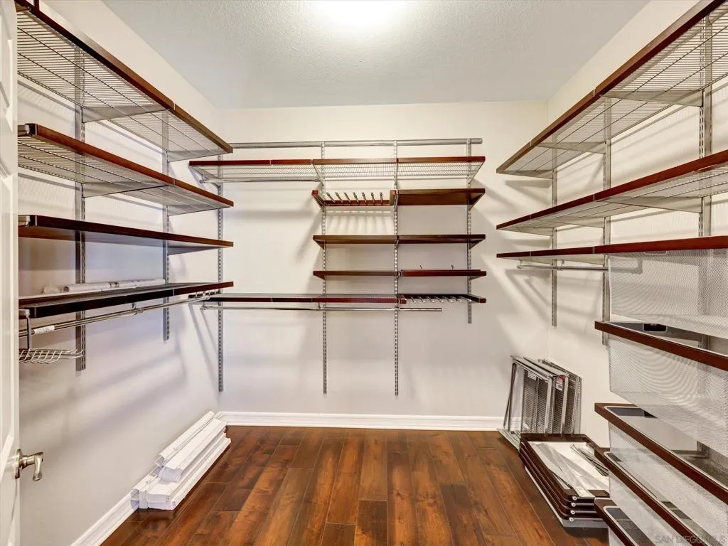 25440 Rue Lausanne, Escondido, California 92026 home-pic-27