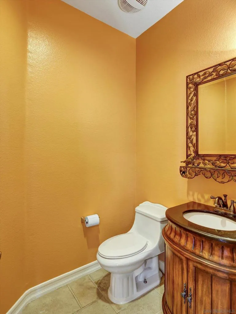 25440 Rue Lausanne, Escondido, California 92026 home-pic-38