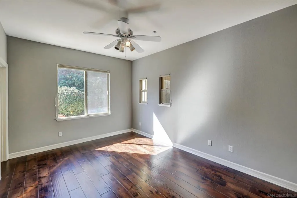 25440 Rue Lausanne, Escondido, California 92026 home-pic-34