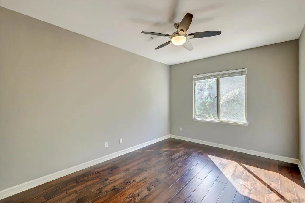 25440 Rue Lausanne, Escondido, California 92026 home-pic-31