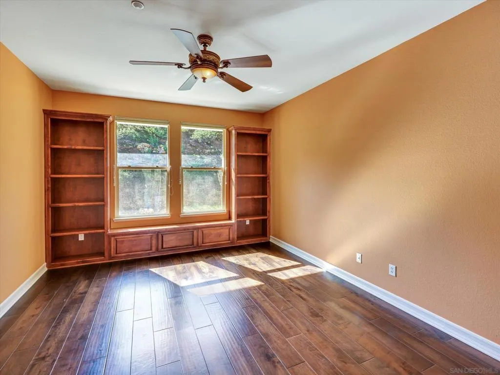 25440 Rue Lausanne, Escondido, California 92026 home-pic-29