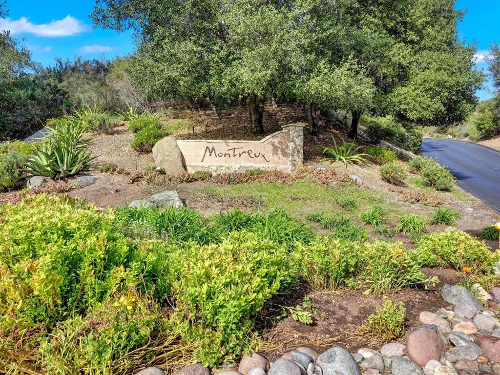 25440 Rue Lausanne, Escondido, California 92026 home-pic-54