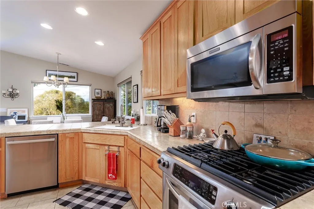 319 Mar Vista, Los Osos, California 93402 home-pic-12