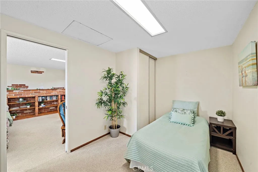 16331 Mahogany Street, Fountain Valley, California 92708 home-pic-17