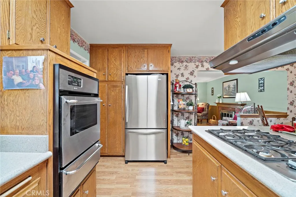 16331 Mahogany Street, Fountain Valley, California 92708 home-pic-13