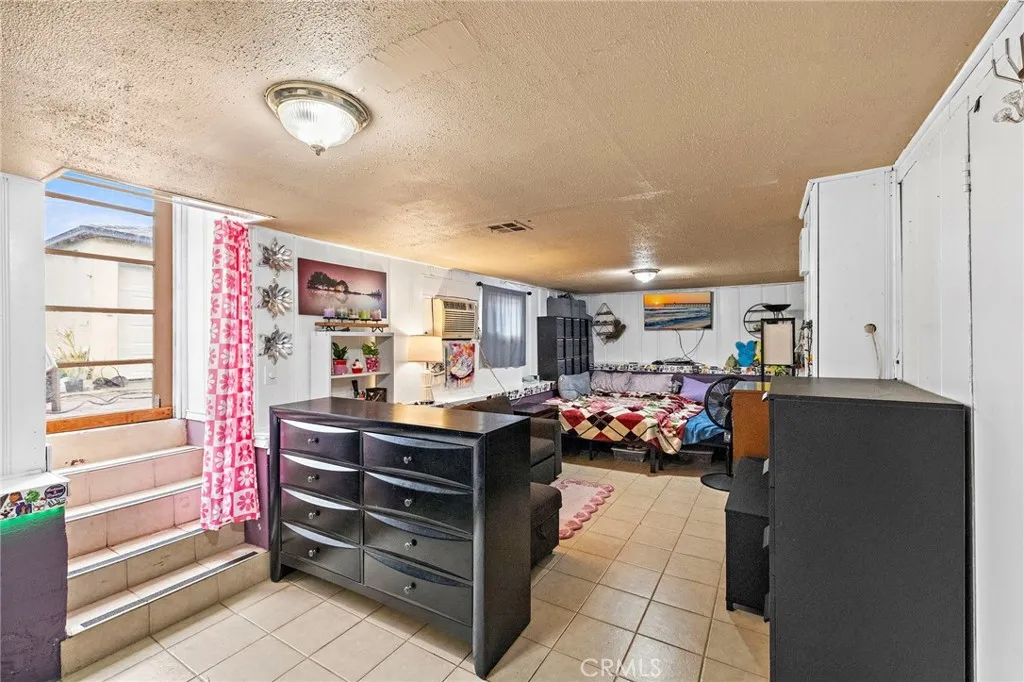 3212 Poplar, Alhambra, California 91803 home-pic-22