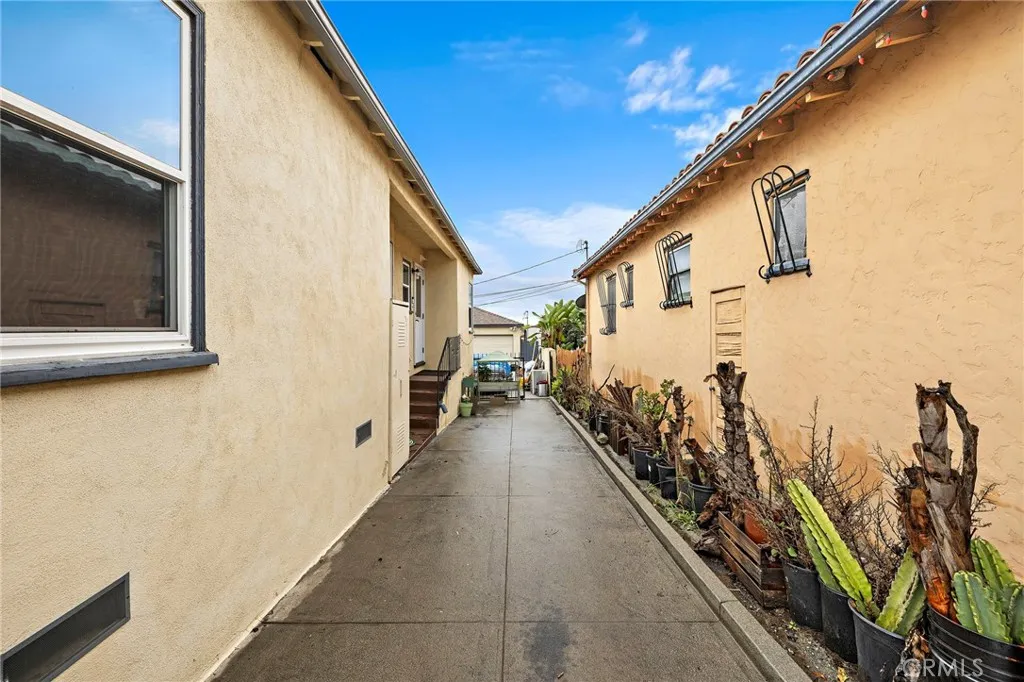 3212 Poplar, Alhambra, California 91803 home-pic-30