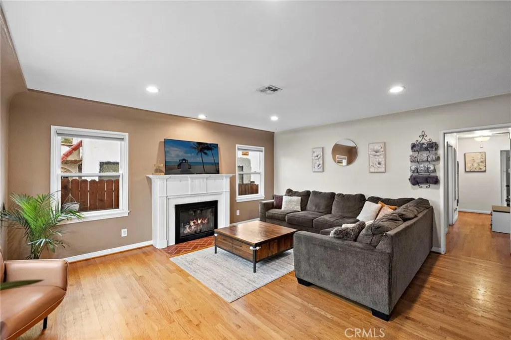 3212 Poplar, Alhambra, California 91803 home-pic-3