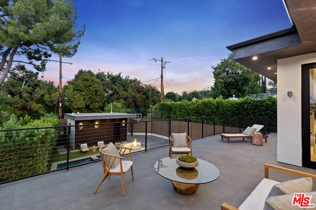 4854 Alonzo Avenue, Encino, California 91316 home-pic-44