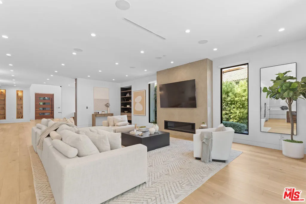 4854 Alonzo Avenue, Encino, California 91316 home-pic-13