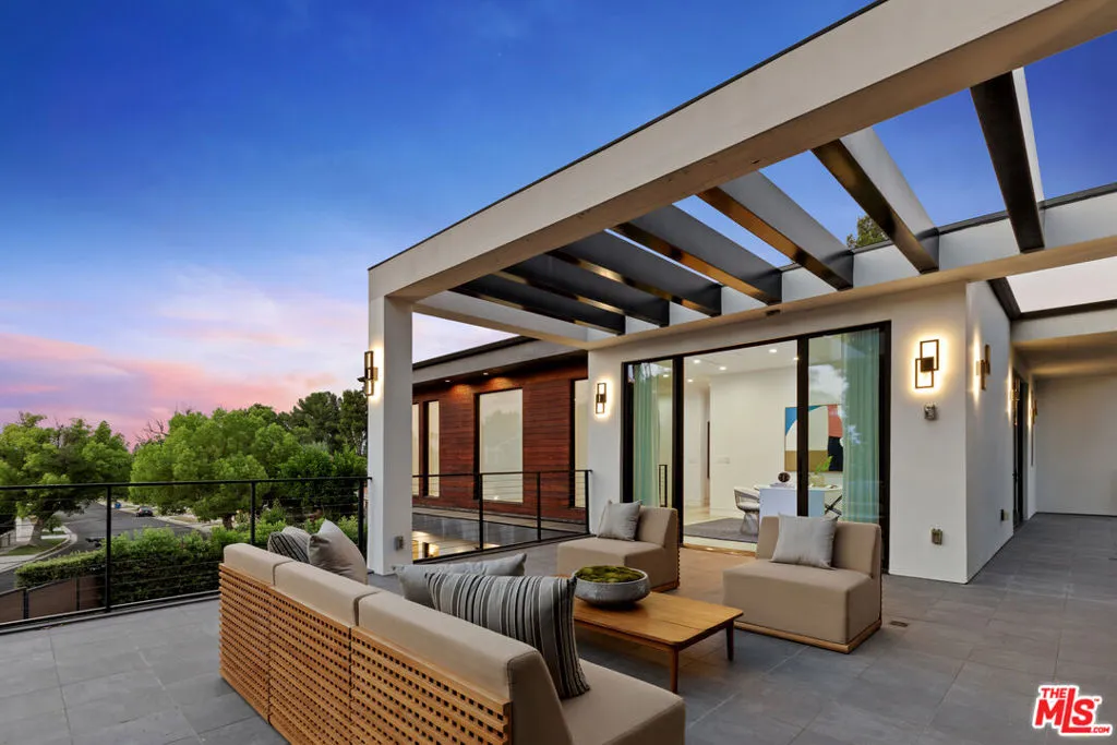 4854 Alonzo Avenue, Encino, California 91316 home-pic-43