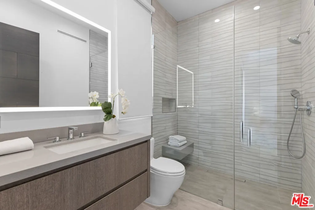 4854 Alonzo Avenue, Encino, California 91316 home-pic-31