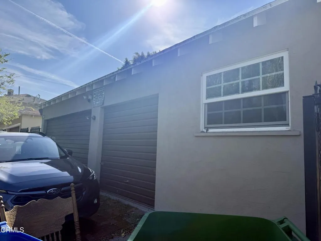 12811 Oxnard Street, North Hollywood, California 91606 home-pic-18