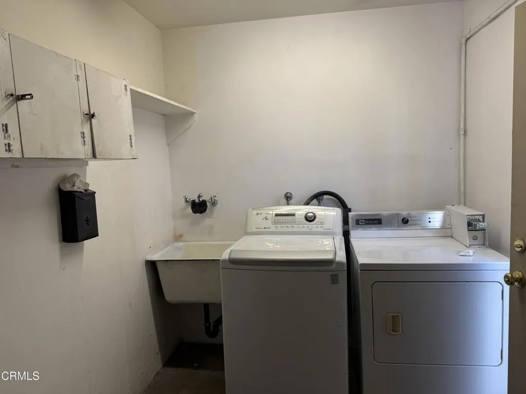 12811 Oxnard Street, North Hollywood, California 91606 home-pic-15