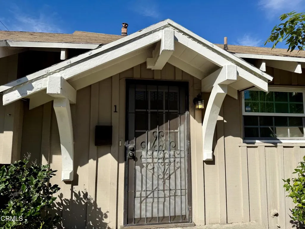 12811 Oxnard Street, North Hollywood, California 91606 home-pic-3