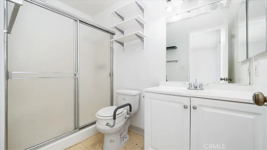 3649 Glendon Avenue 202, Los Angeles, California 90034