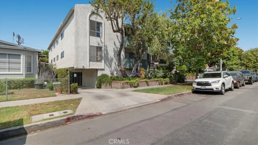 3649 Glendon Avenue 202, Los Angeles, California 90034
