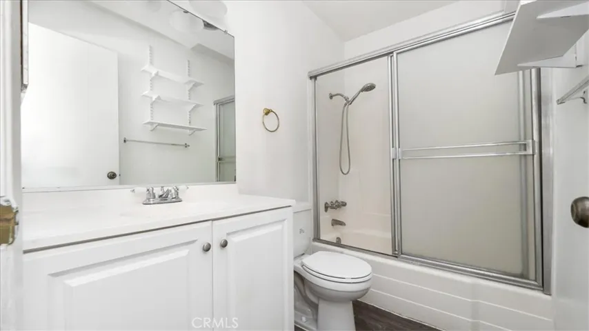 3649 Glendon Avenue 202, Los Angeles, California 90034