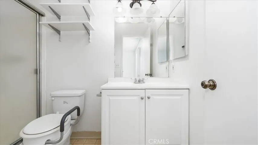 3649 Glendon Avenue 202, Los Angeles, California 90034
