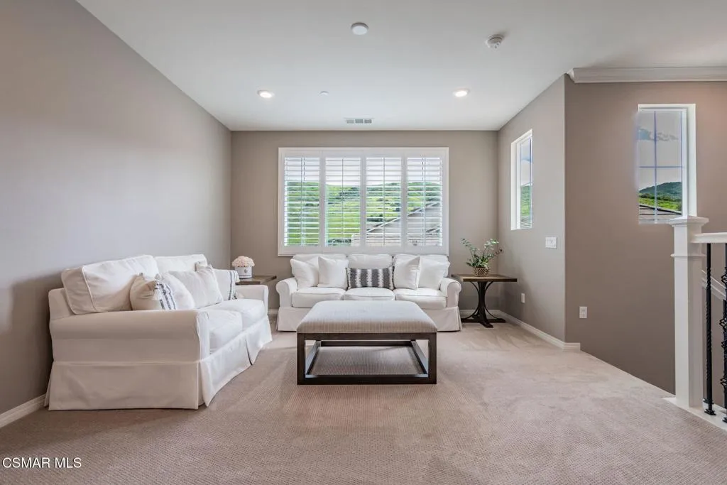 3439 Thistle Court, Simi Valley, California 93065 home-pic-37