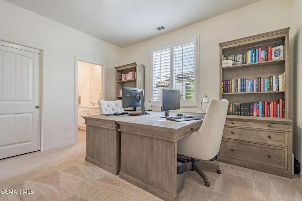 3439 Thistle Court, Simi Valley, California 93065 home-pic-59