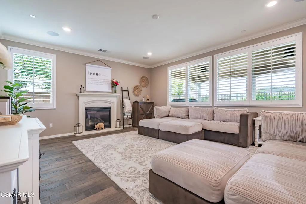 3439 Thistle Court, Simi Valley, California 93065 home-pic-29