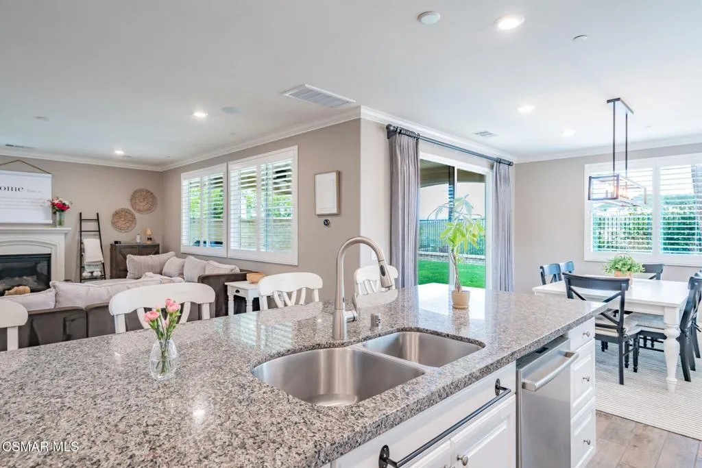 3439 Thistle Court, Simi Valley, California 93065 home-pic-22
