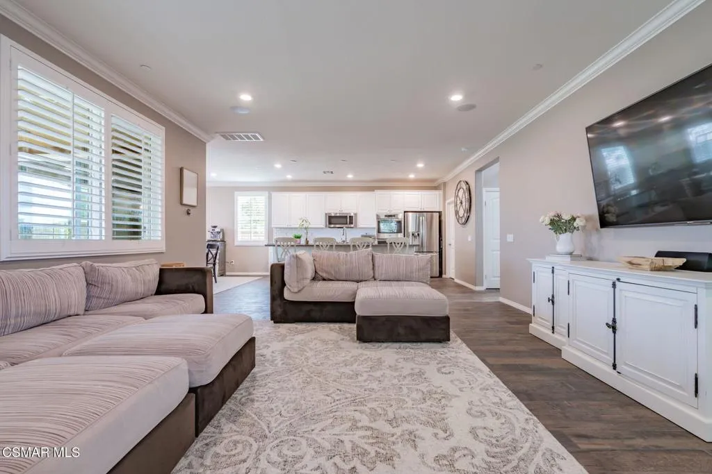 3439 Thistle Court, Simi Valley, California 93065 home-pic-31